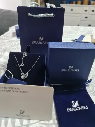 Colgante Cisne Swarovski Azul y Plateado