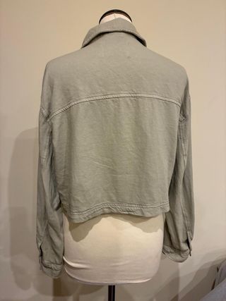 Cazadora verde oliva