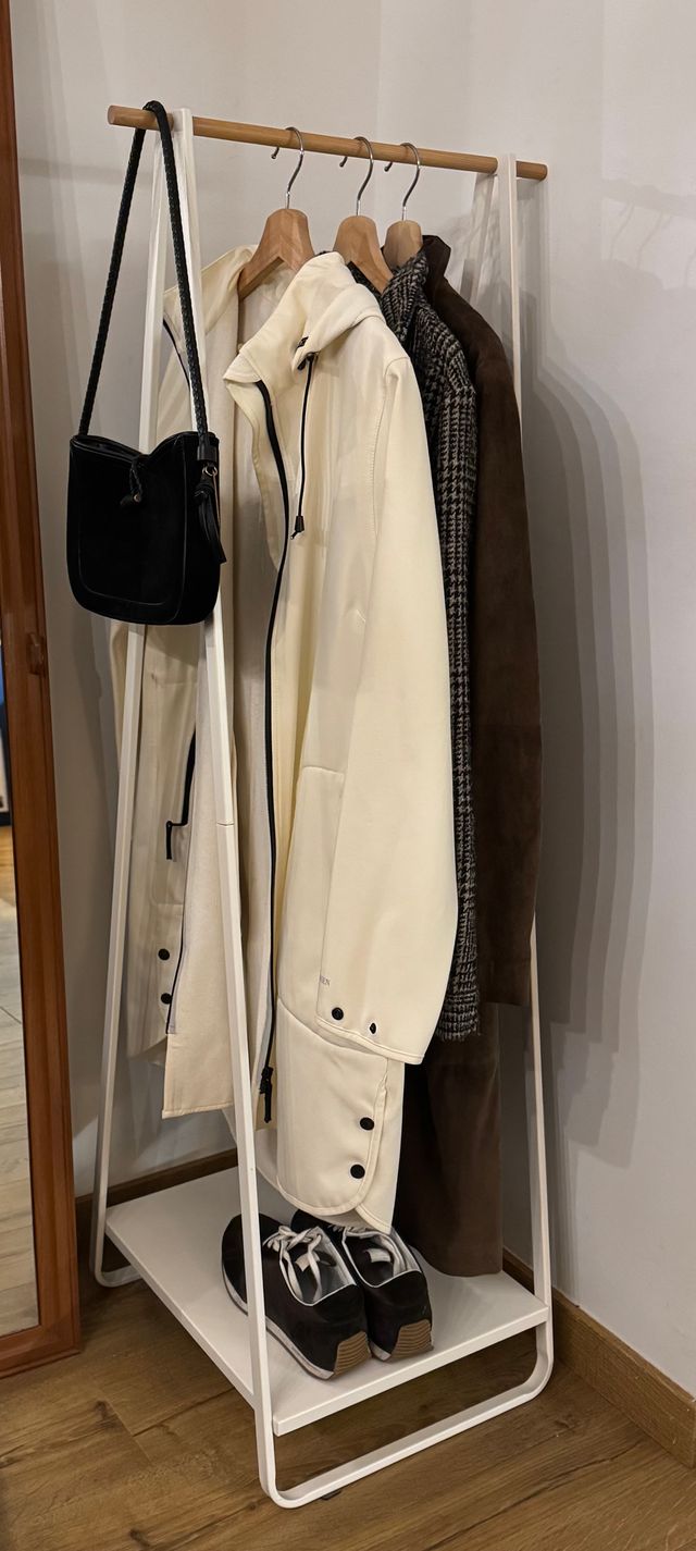 Perchero Metálico y Madera