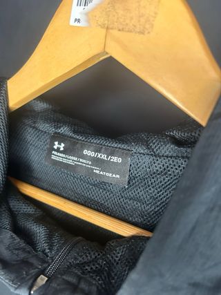 Chubasquero Under Armour Negro Talla XXL