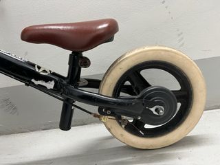 Bici sin pedales B'TWIN negra