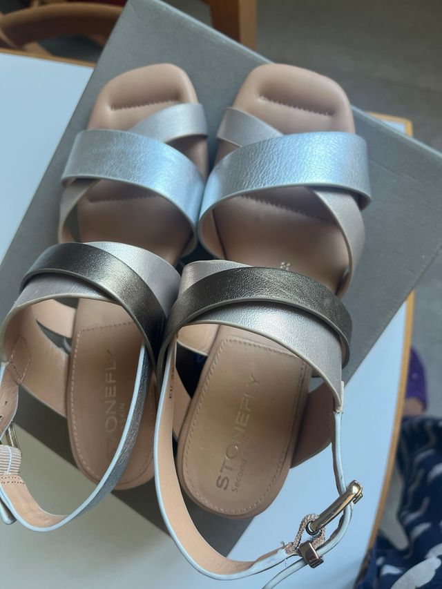 Sandalias Stonefly tacón oro/plata