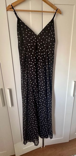 Vestido midi Zara lunares negro y blanco