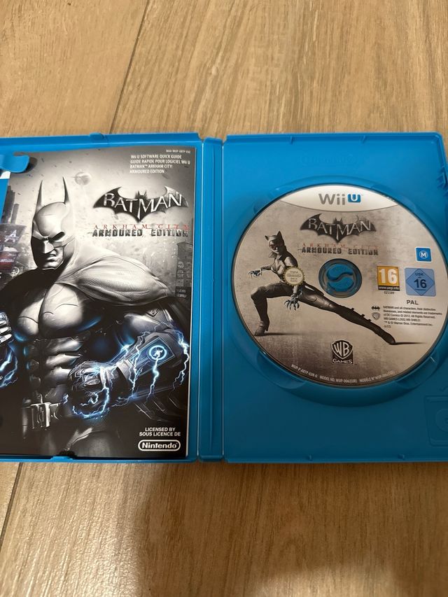 Batman Arkham City Wii U + Animal Crossing de Brinde