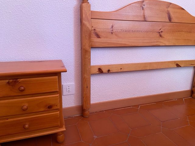 Mesillas y cabecero pino macizo