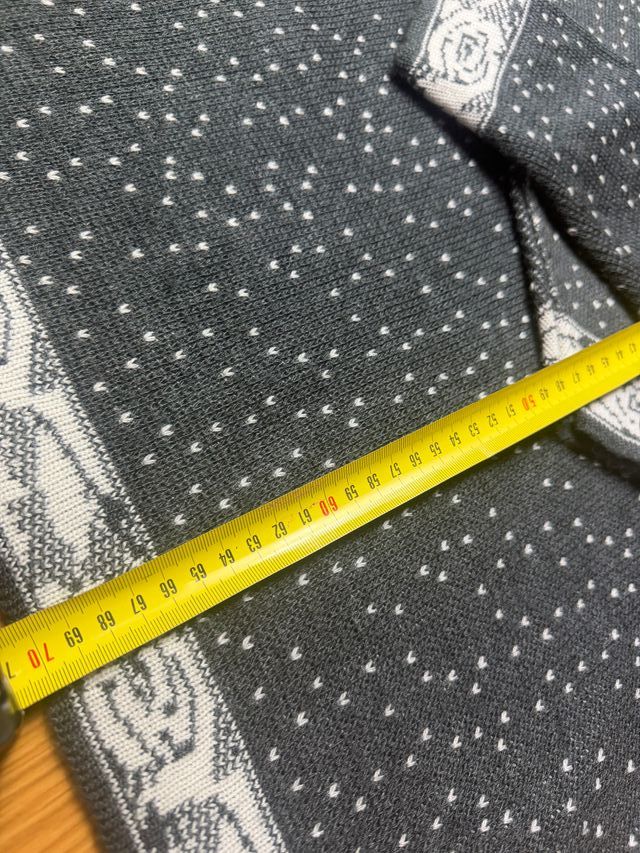 Suéter Vintage Lana con Rosas Bordadas