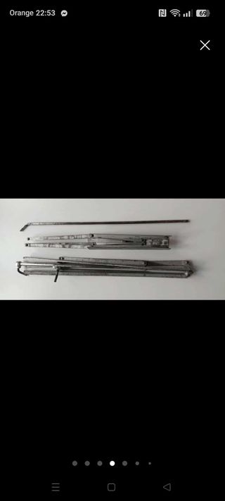 Atril metálico plegable