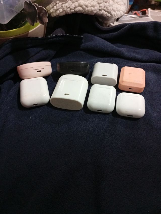 Pacchetto di cuffie wireless non testate