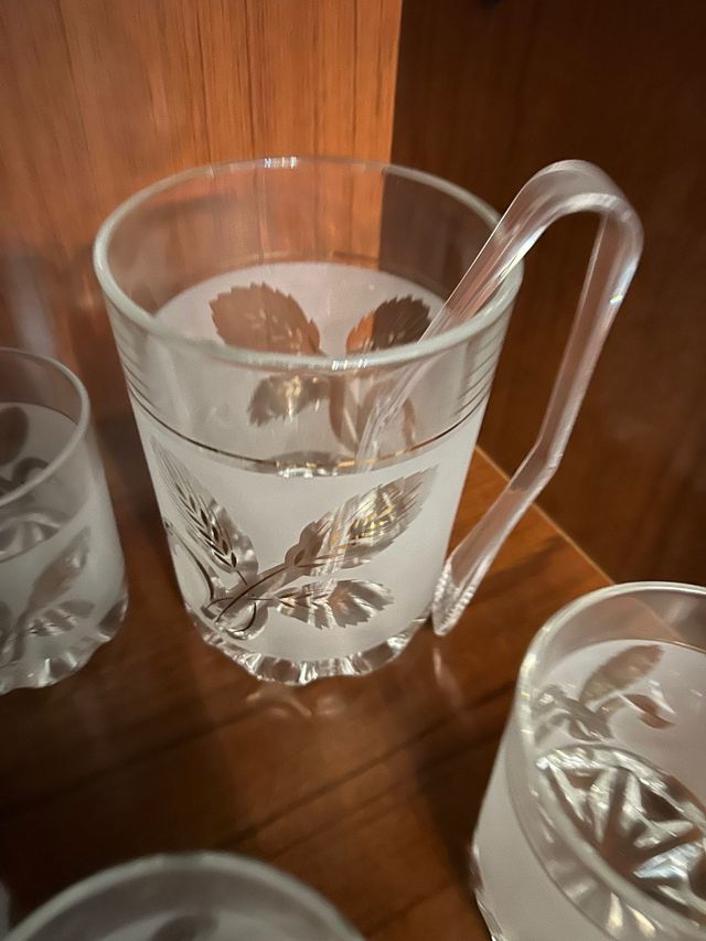 Juego vasos y cubitera cristal antiguo dorado