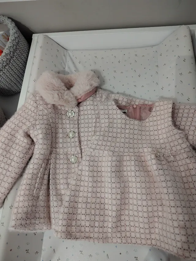 Abrigo y pichi estilo Chanel T.1 año