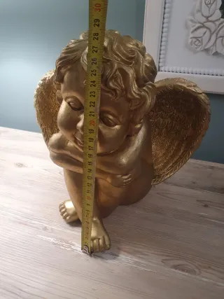 Angelo decorativo dorato