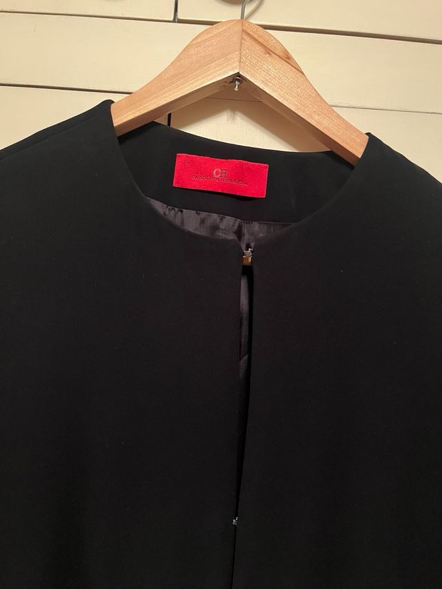 OCASIÓN!!Abrigo Carolina Herrera Negro Talla Única