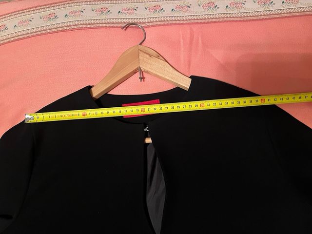 OCASIÓN!!Abrigo Carolina Herrera Negro Talla Única