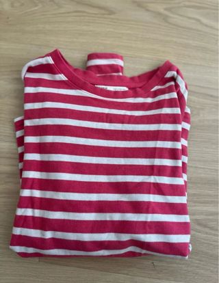 Sudadera de rayas rojas y blancas oversize