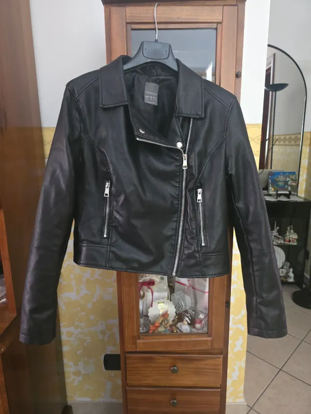Giacca donna pelle nera Primark