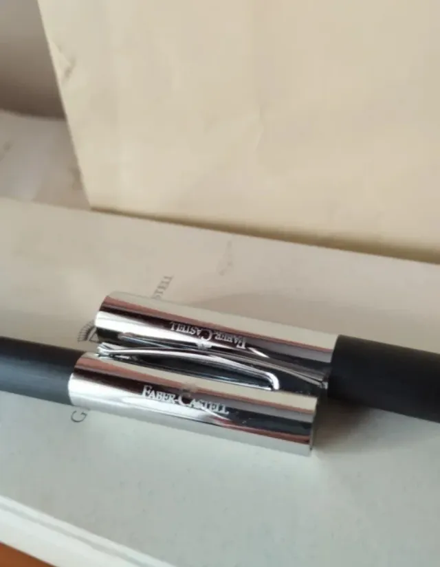 Faber-Castell Pluma y Bolígrafo Nuevo