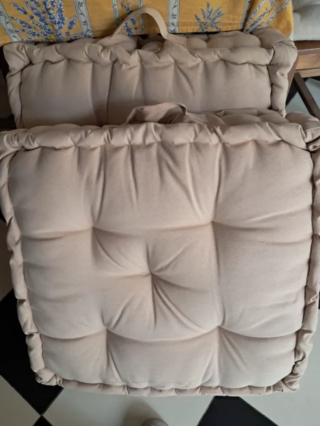 Cuscini da pavimento Inspire Beige, confezione da 2