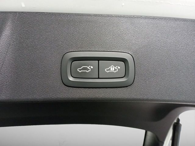 Volvo XC40 T3 Momentum Pro