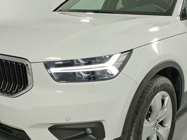 Volvo XC40 T3 Momentum Pro