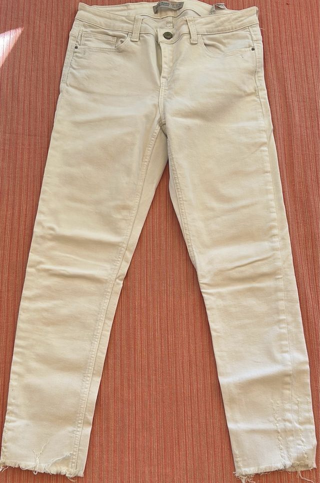 Tejano pitillo blanco