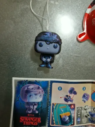 5 Funko Stranger Things Kinder Joy