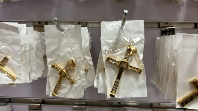 Colgantes Cruz Dorados con Circonitas