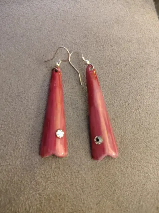 Pendientes largos rosa con brillantes