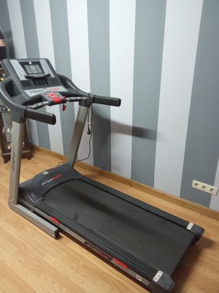 Cinta de correr como nueva muy poco uso.