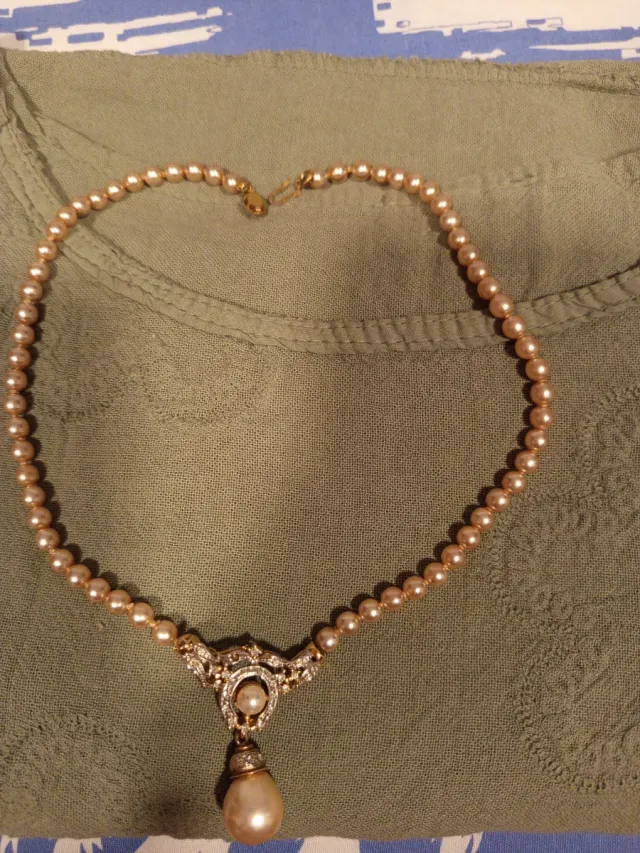 Collar Perlas Vintage LLEVA PERLA EN EL CENTRO