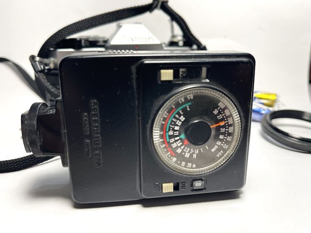 Canon AE-1 Program + Flash + Canon FD 50mm/1:1,8