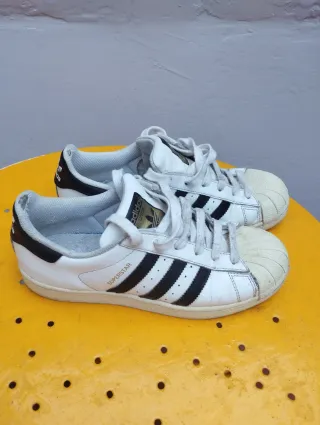Zapatillas Adidas Superstar Mujer Talle 38.5