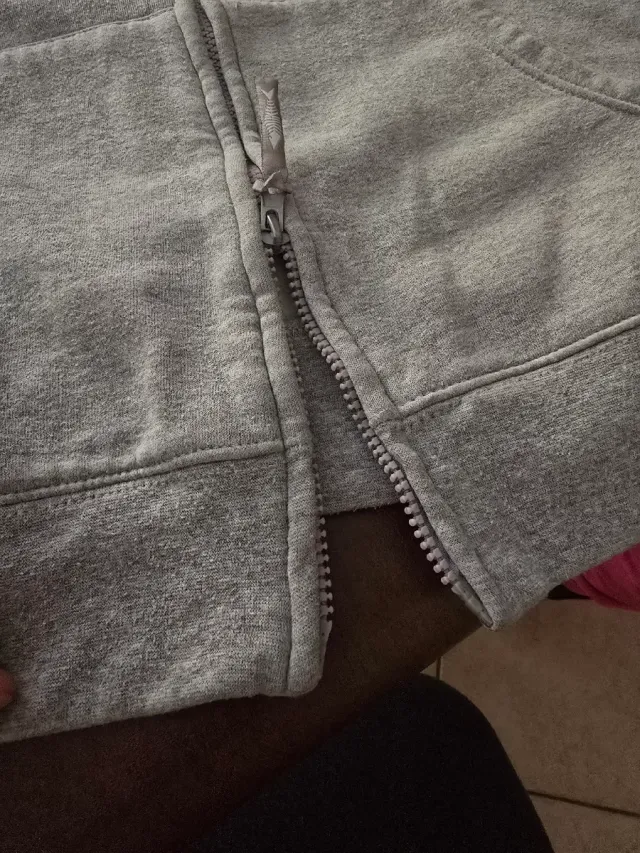 Felpa uomo con zip grigia L