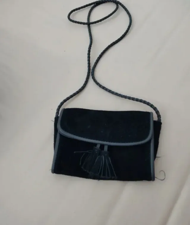 Borsa a mano in raso e Massimo Dutti in offerta