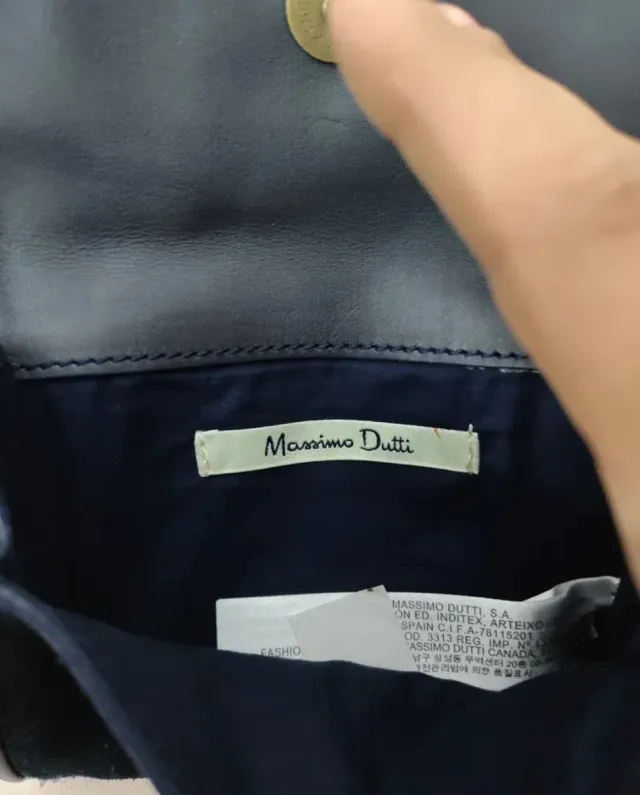 Borsa a mano in raso e Massimo Dutti in offerta