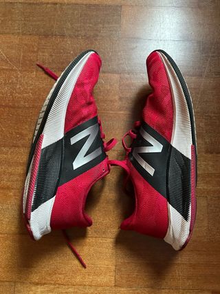 New Balance 890 Running Talla 42 Rojo