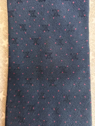 Corbata de lujo auténtica de la casa CELINE PARIS.