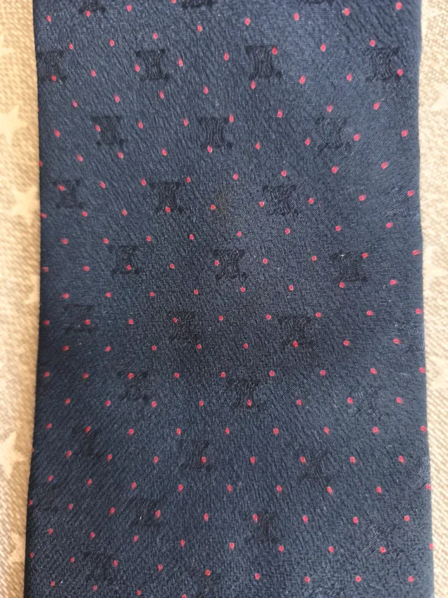 Corbata de lujo auténtica de la casa CELINE PARIS.