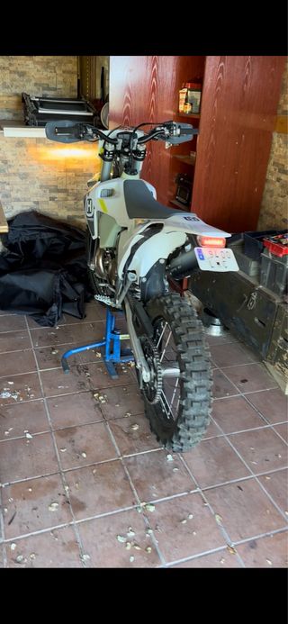 Husqvarna TE 250 2022