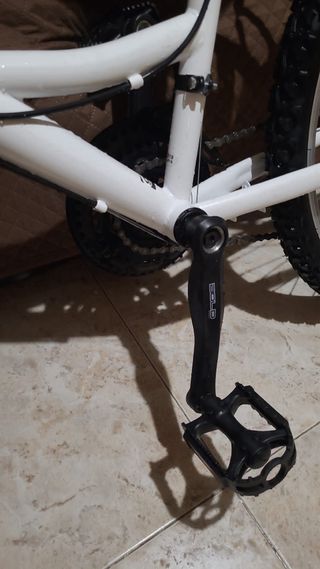 Bicicleta Denbike 24 Blanca y Rosa