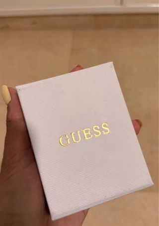 Pendientes Guess Hexagonales con Circonitas