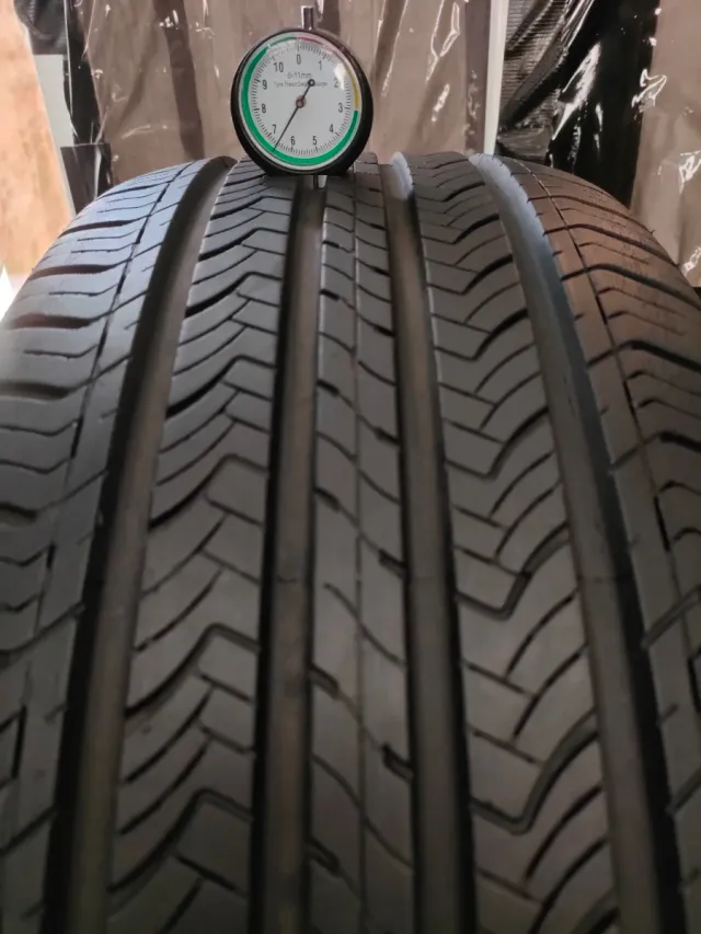 Neumáticos 245/45ZR20 Maxxis