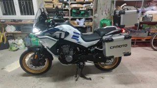 CF MOTO 800MT Explore