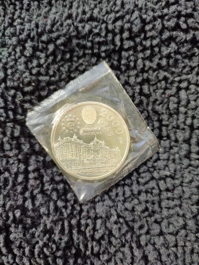 Lote 16 monedas plata 2000 pts y 20€