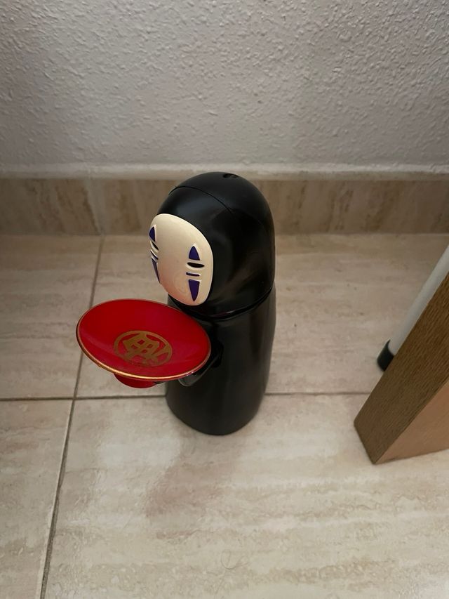 Hucha figura Kaonashi