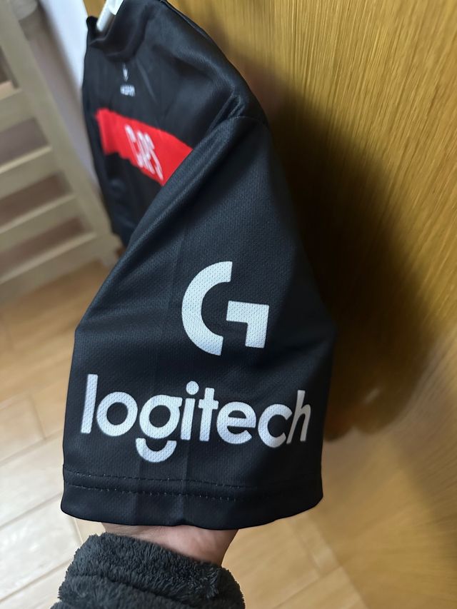 Camiseta G2 (M) Caps