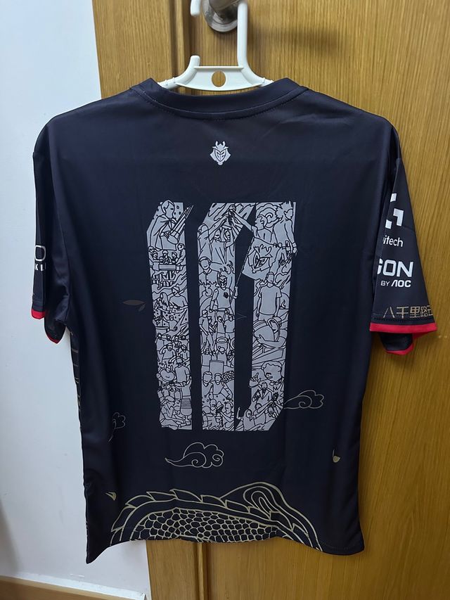 Camiseta G2 (M) Edición especial diseño de dragón