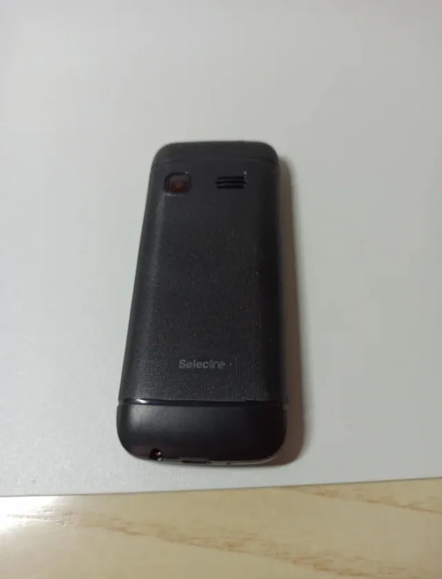 Móvil Selecline Teclado Negro