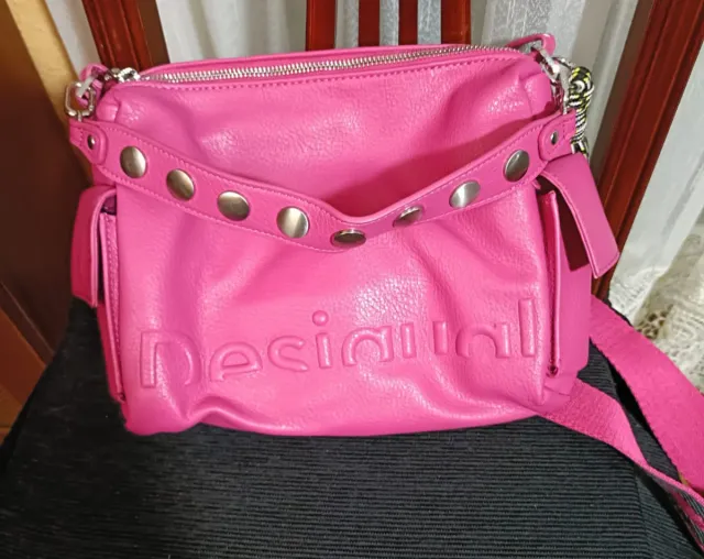 Lote 2 Bolsos Desigual Multicolor y Rosa