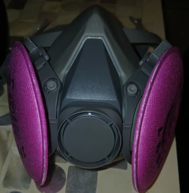 Tapabocas con filtros morados