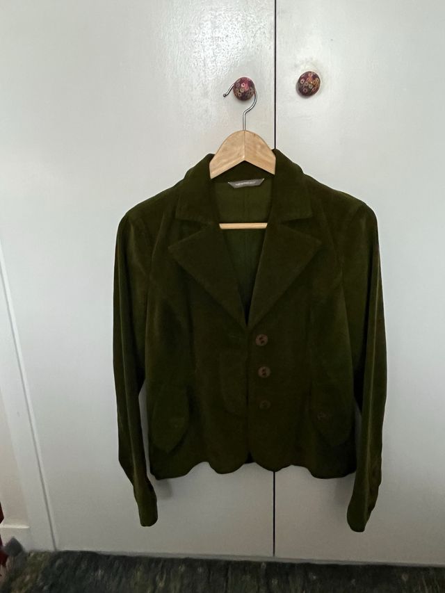 Chaqueta verde de pana